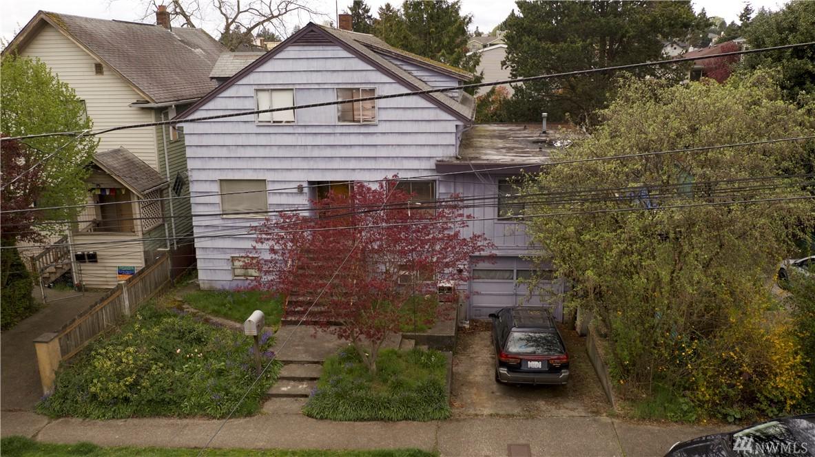 8813 Interlake Ave - Photo 1