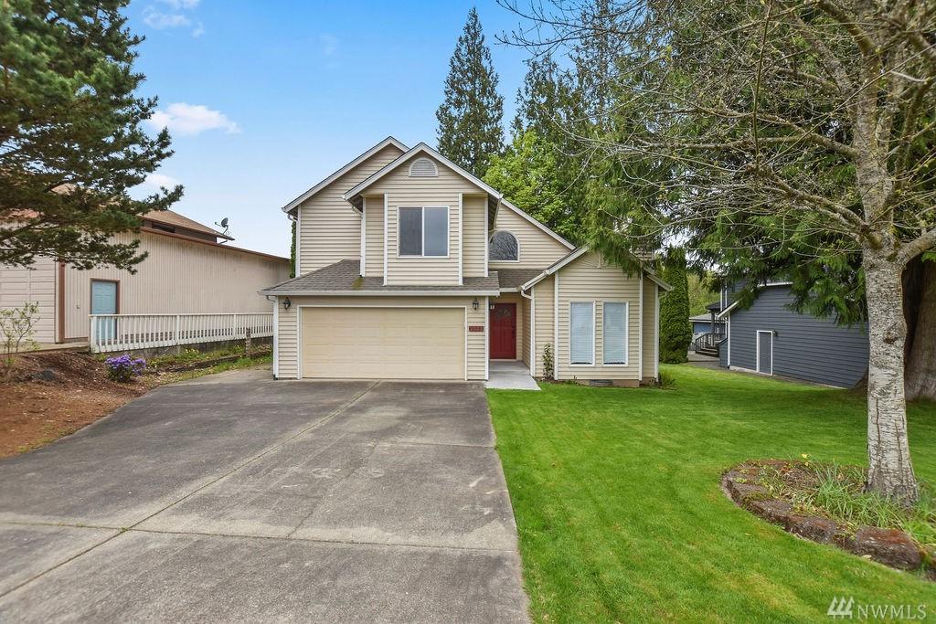 2523 Peters Dr - Photo 1