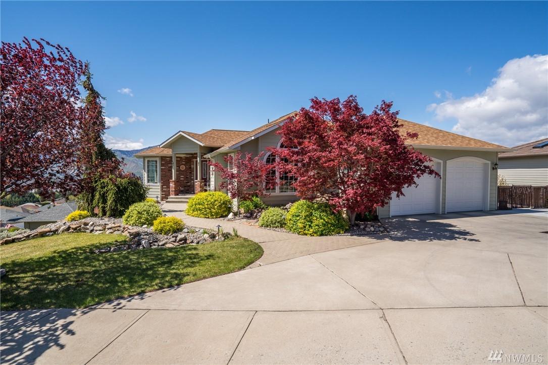 801 Briarwood Dr - Photo 1