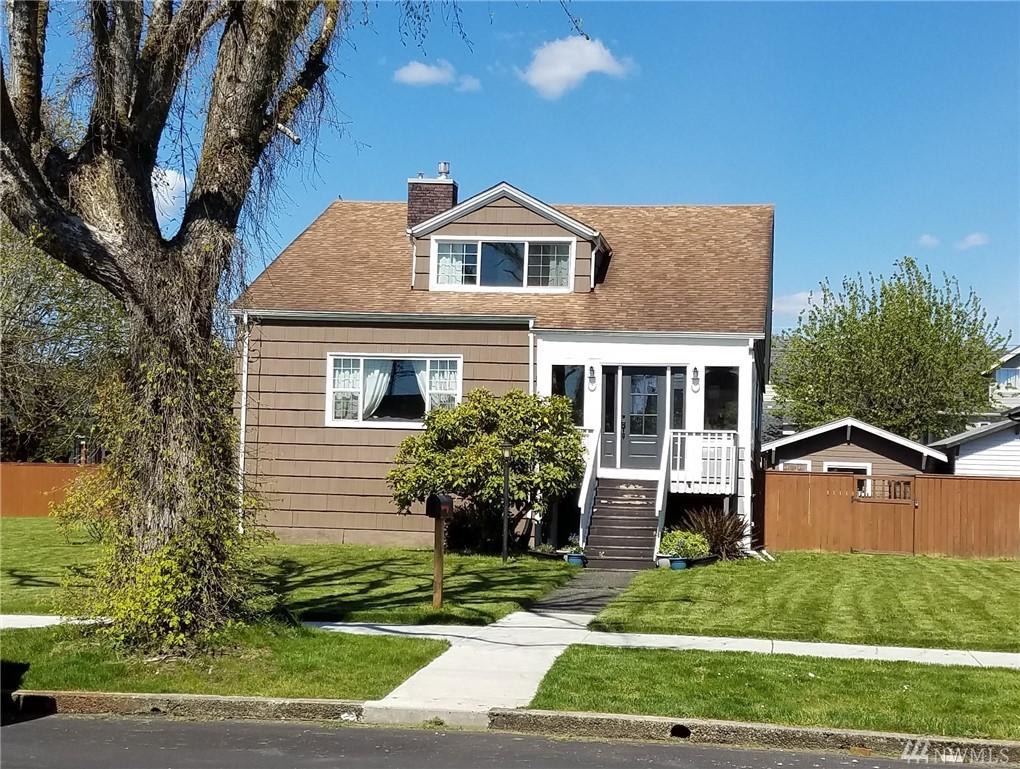218 2nd - Photo 1