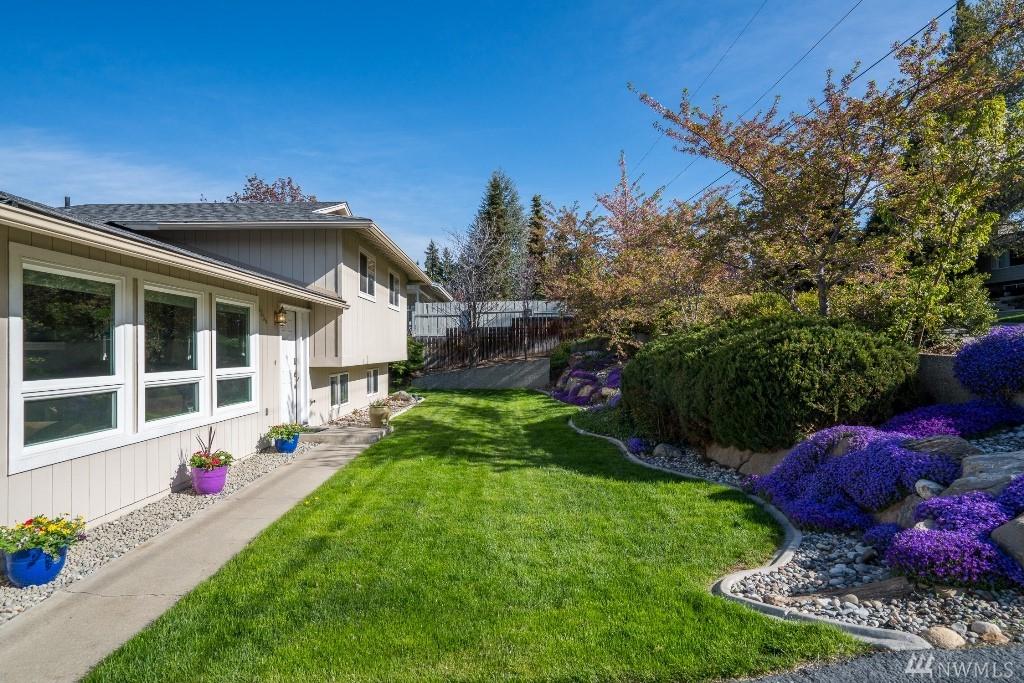 1354 Terrace Ct - Photo 1