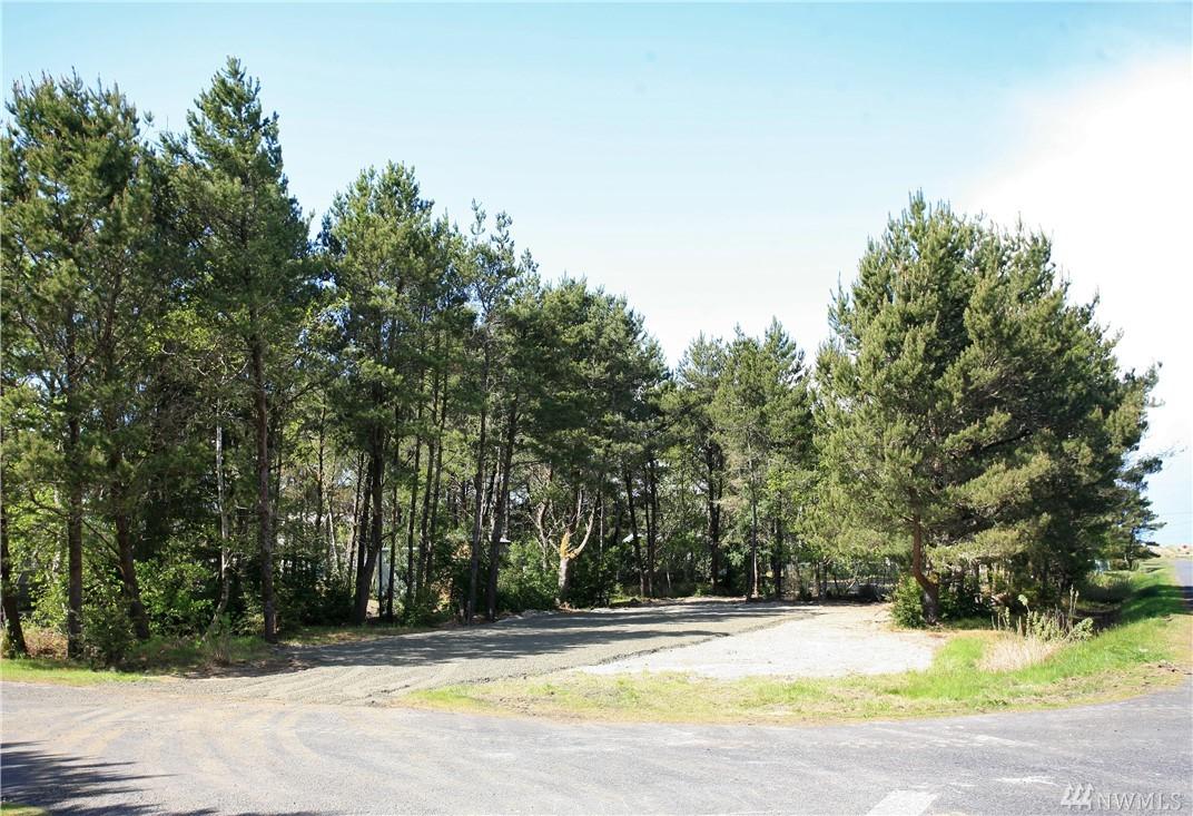 759 Marine Dr - Photo 1