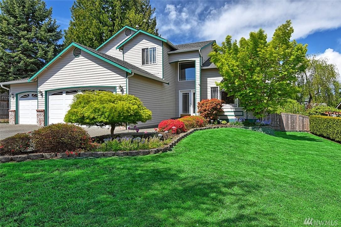 11709 32nd St - Photo 1