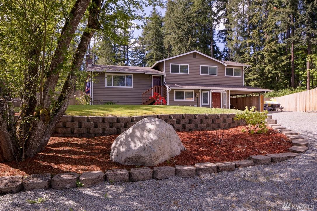 19105 60th St - Photo 1