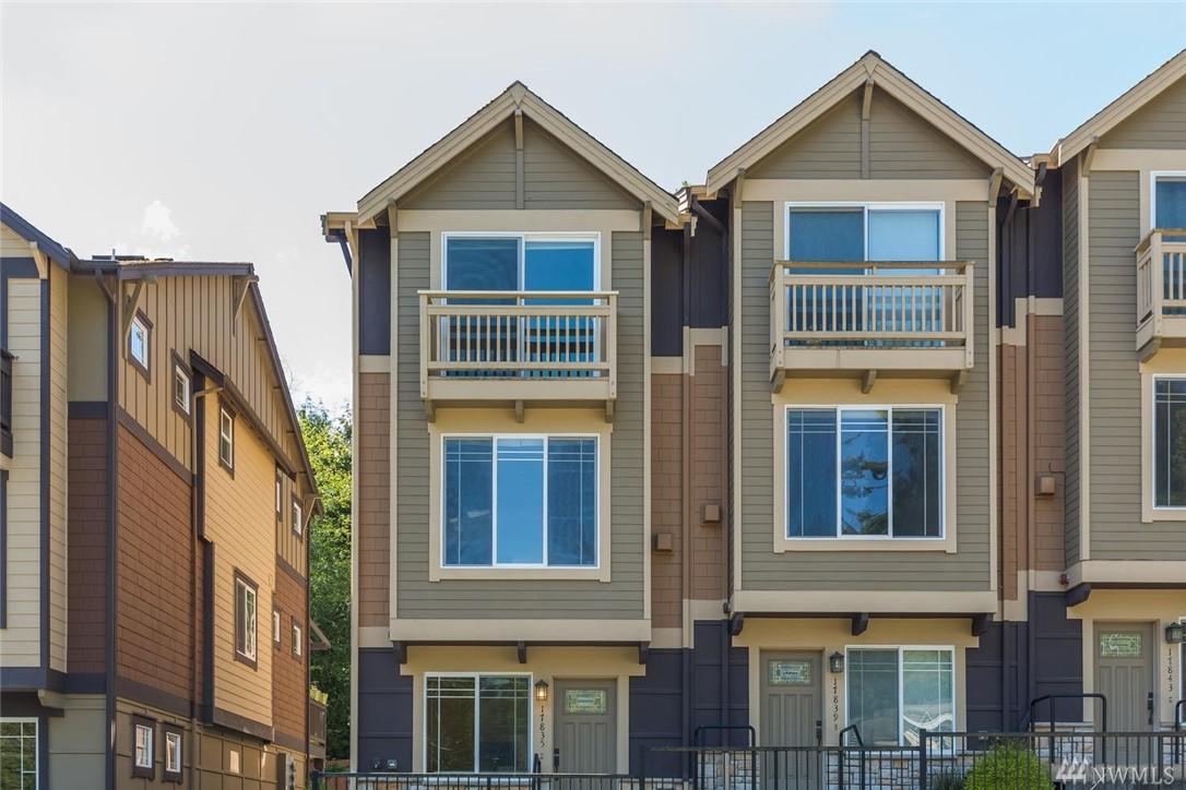 17835 95th Ct - Photo 1