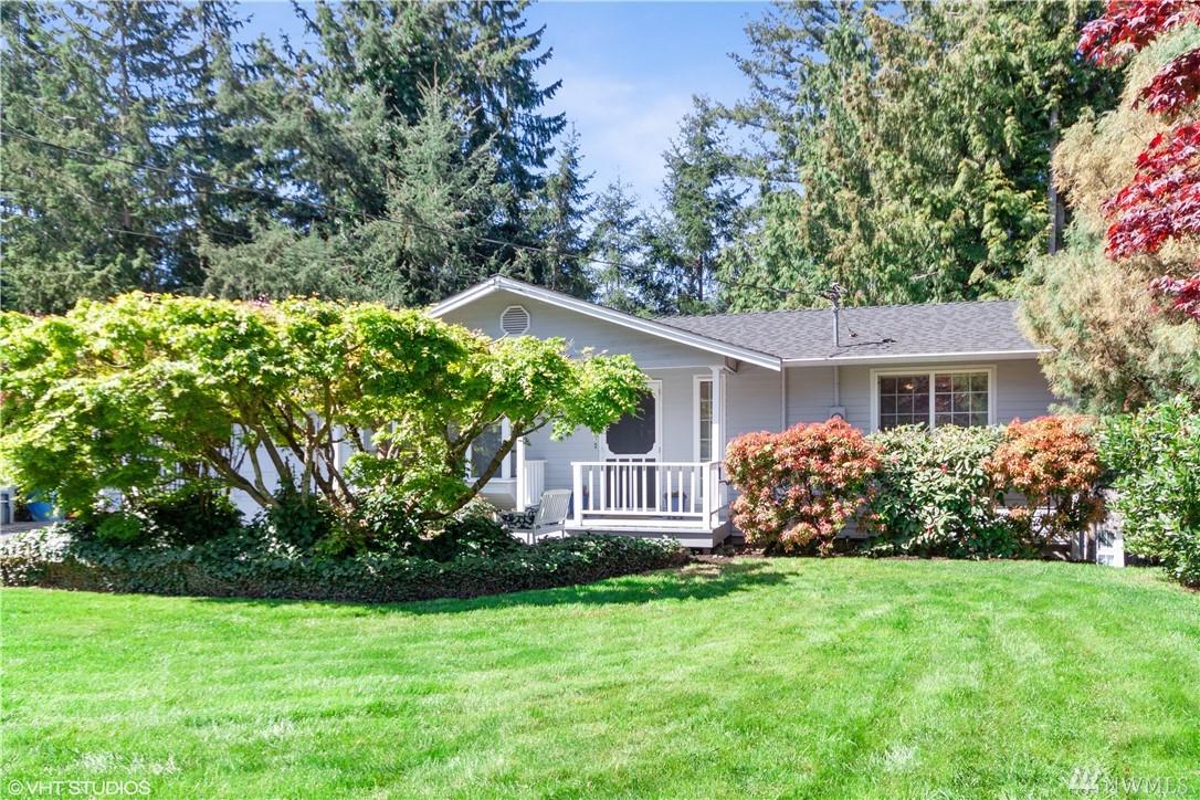 2418 179th Ave - Photo 1