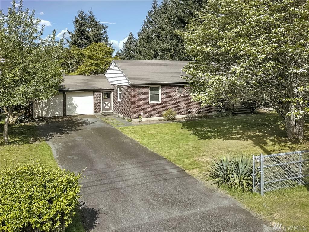 2120 Mountain View Ave - Photo 1