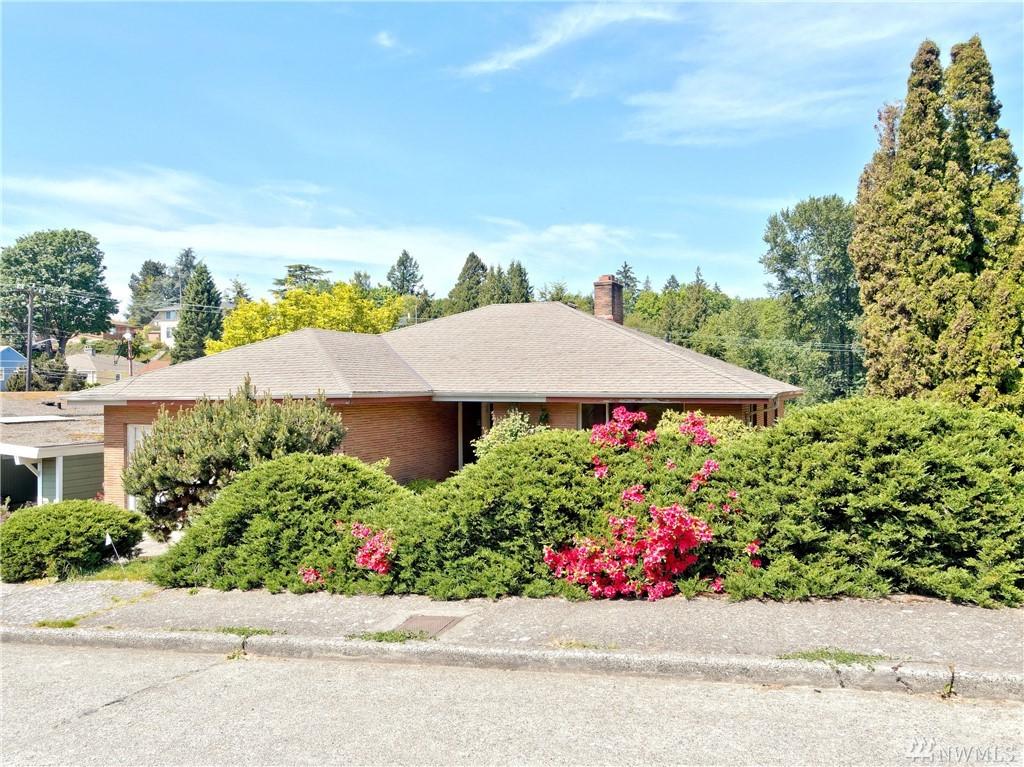 2458 Edmunds St - Photo 1