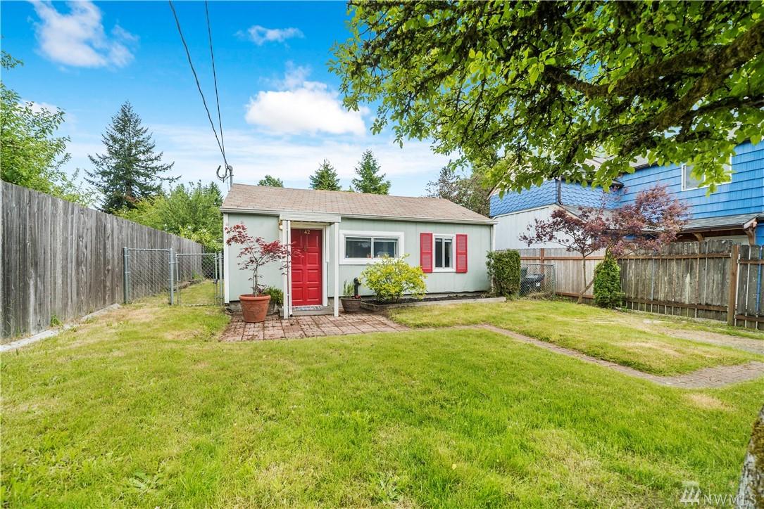 1142 Bethel St - Photo 1