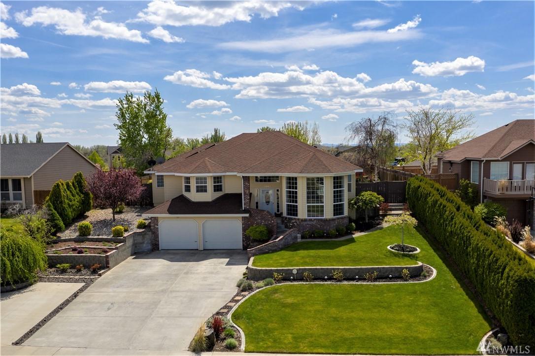 4081 Cove West Dr - Photo 1