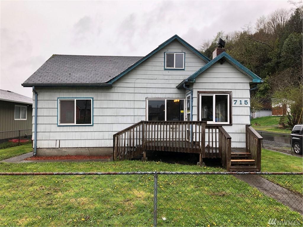 715 Wooding St - Photo 1
