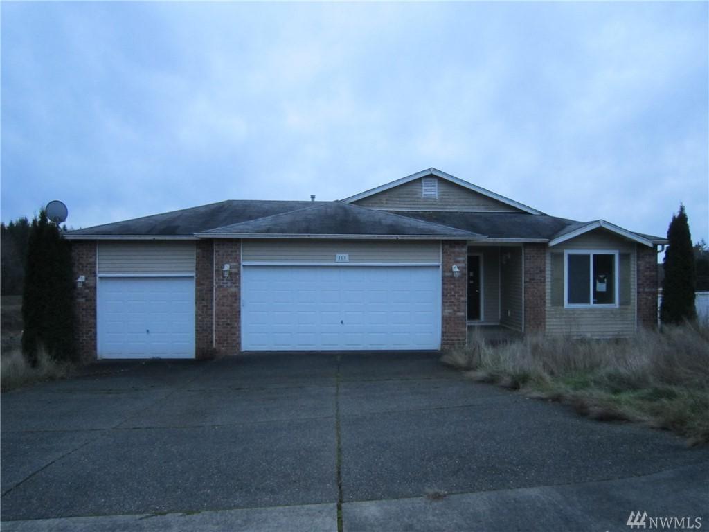 213 Hemlock St - Photo 1