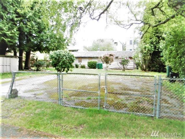 13323 1st Ave Ne - Photo 1