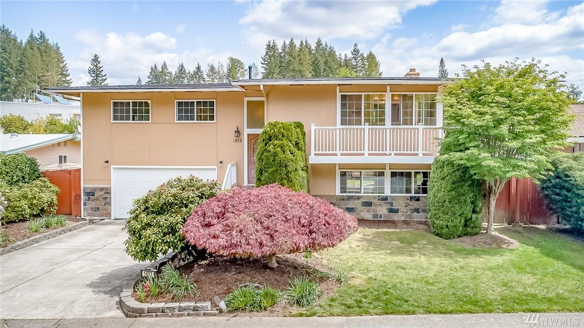 1612 177th Ave - Photo 1