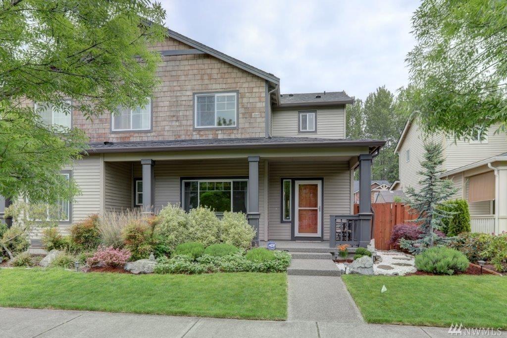 966 43rd Ct - Photo 1