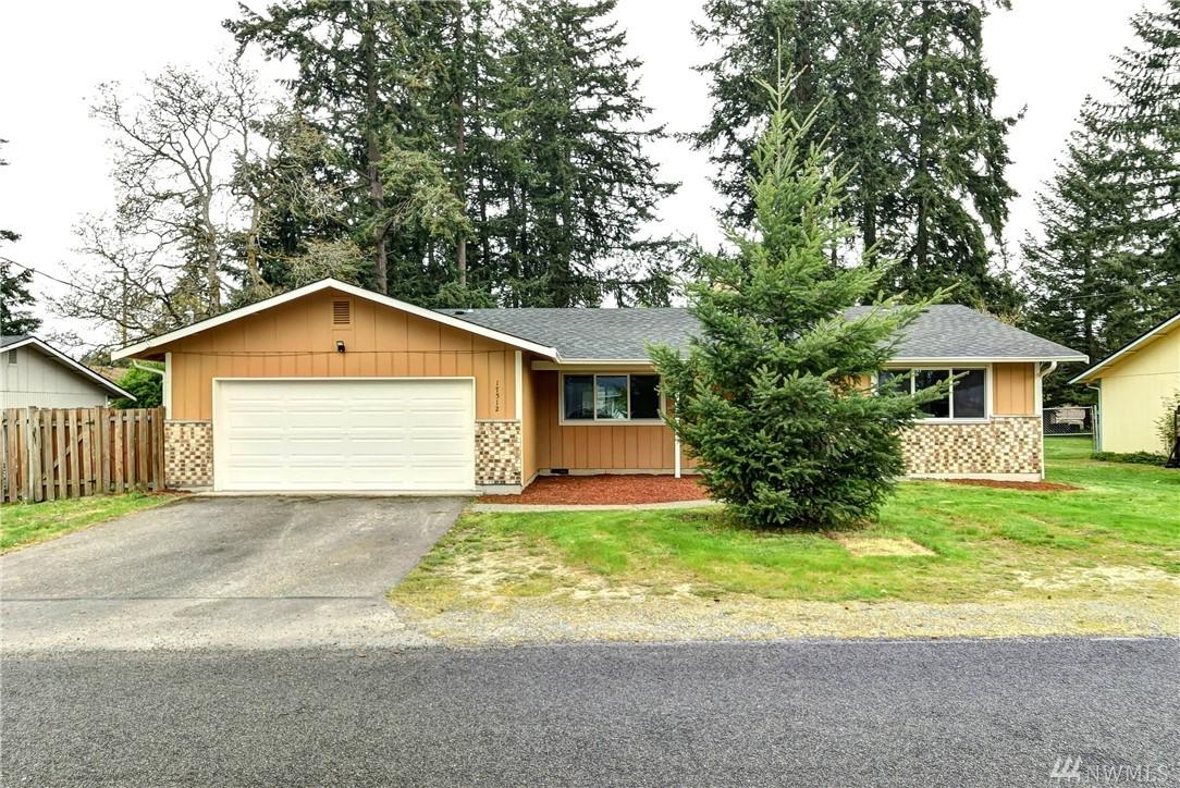 17512 15th Ave - Photo 1