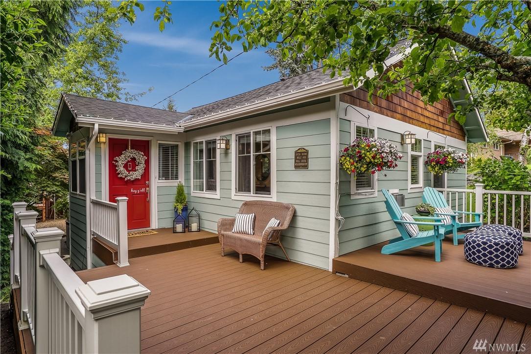 419 Hazel Ave - Photo 1