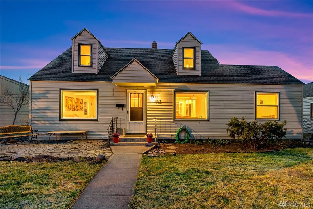 112 G St - Photo 1