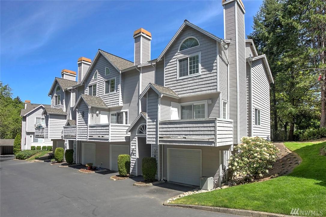 601 12th Ave - Photo 1