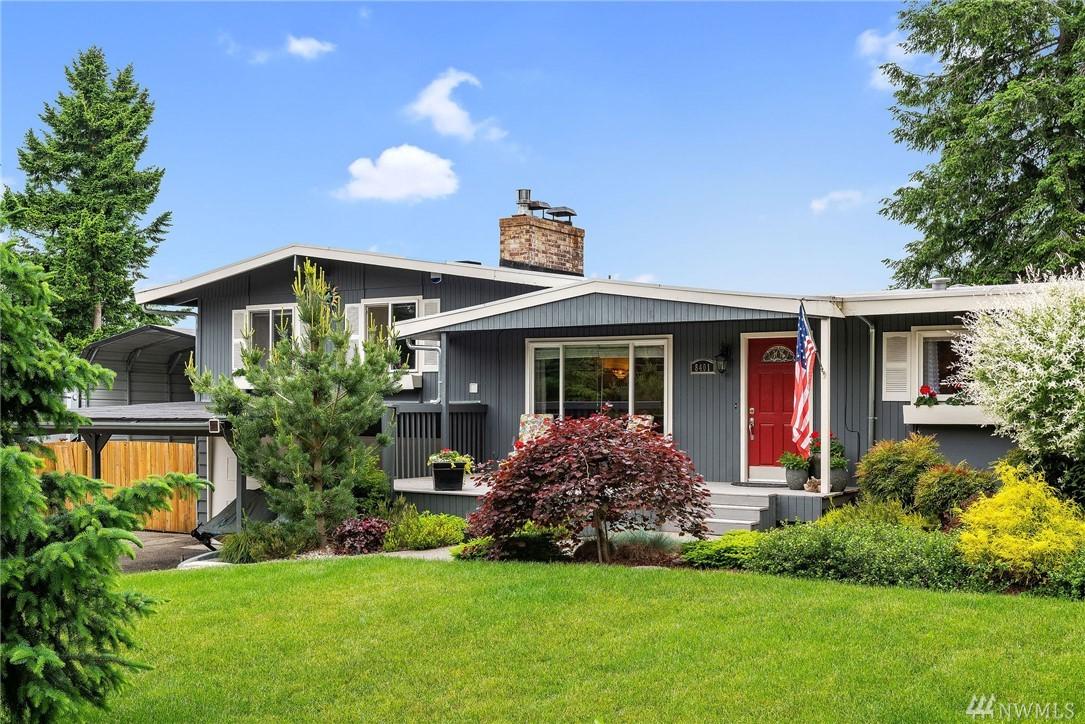 8401 182nd Ave - Photo 1