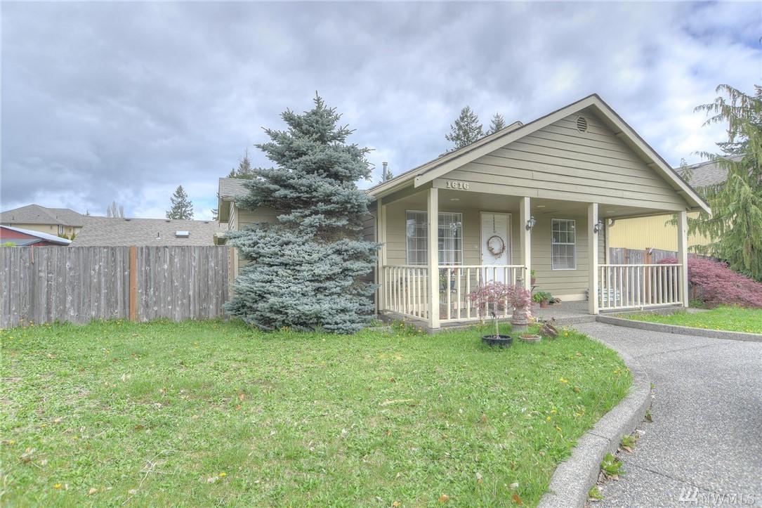 1616 11th Ave - Photo 1