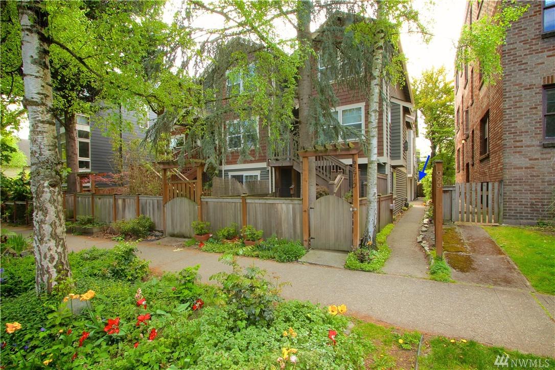 929 18th Ave - Photo 1