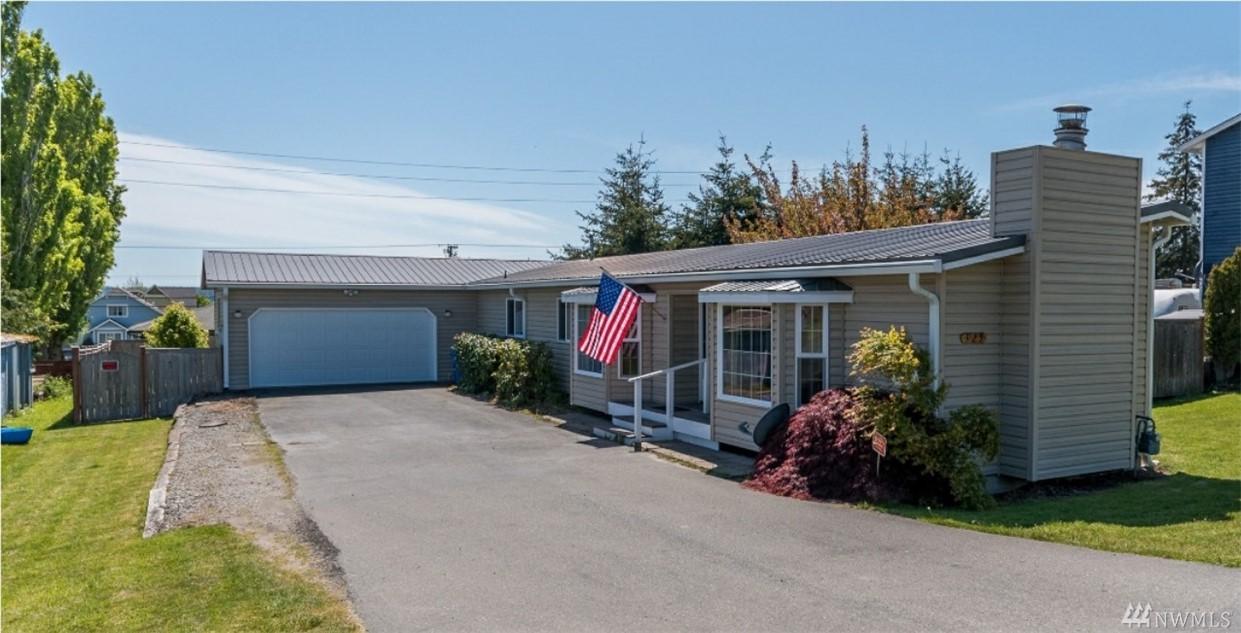 325 1st Ave - Photo 1