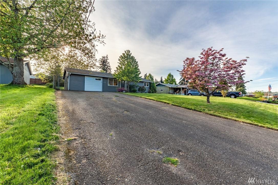 27245 121st Ave - Photo 1