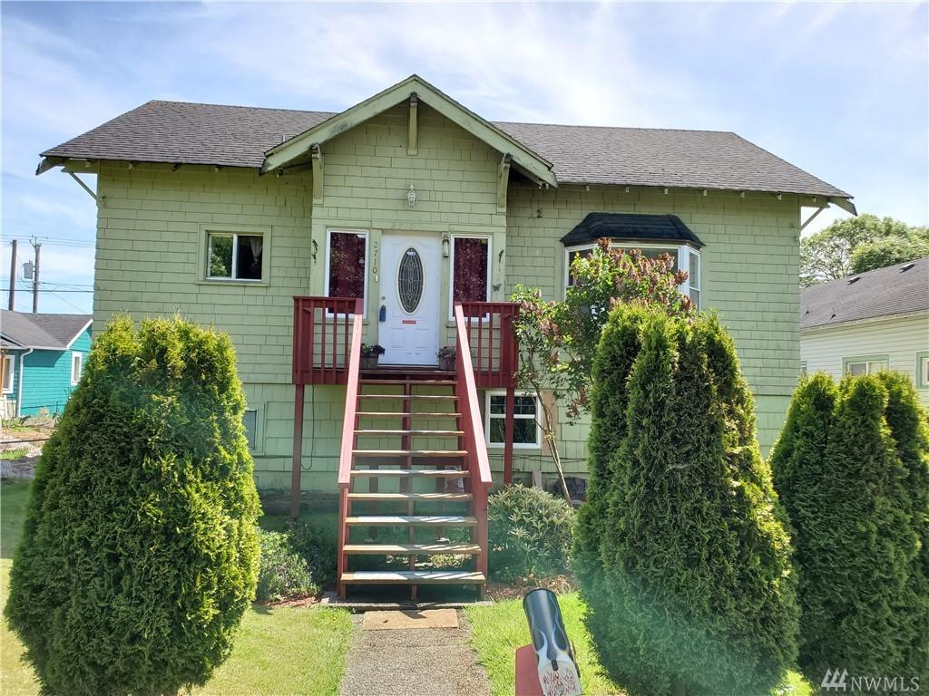 2710 Sumner - Photo 1