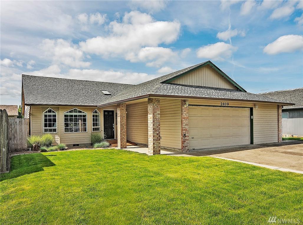 2409 42nd Ave - Photo 1
