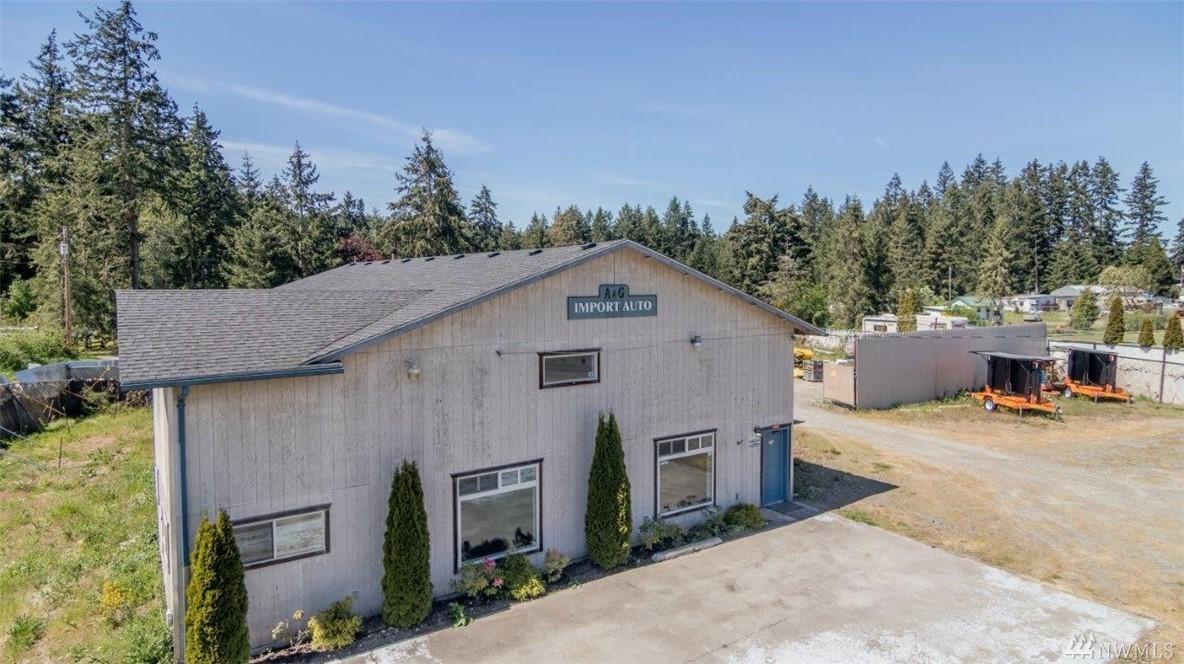 10565 Rhody Dr - Photo 1