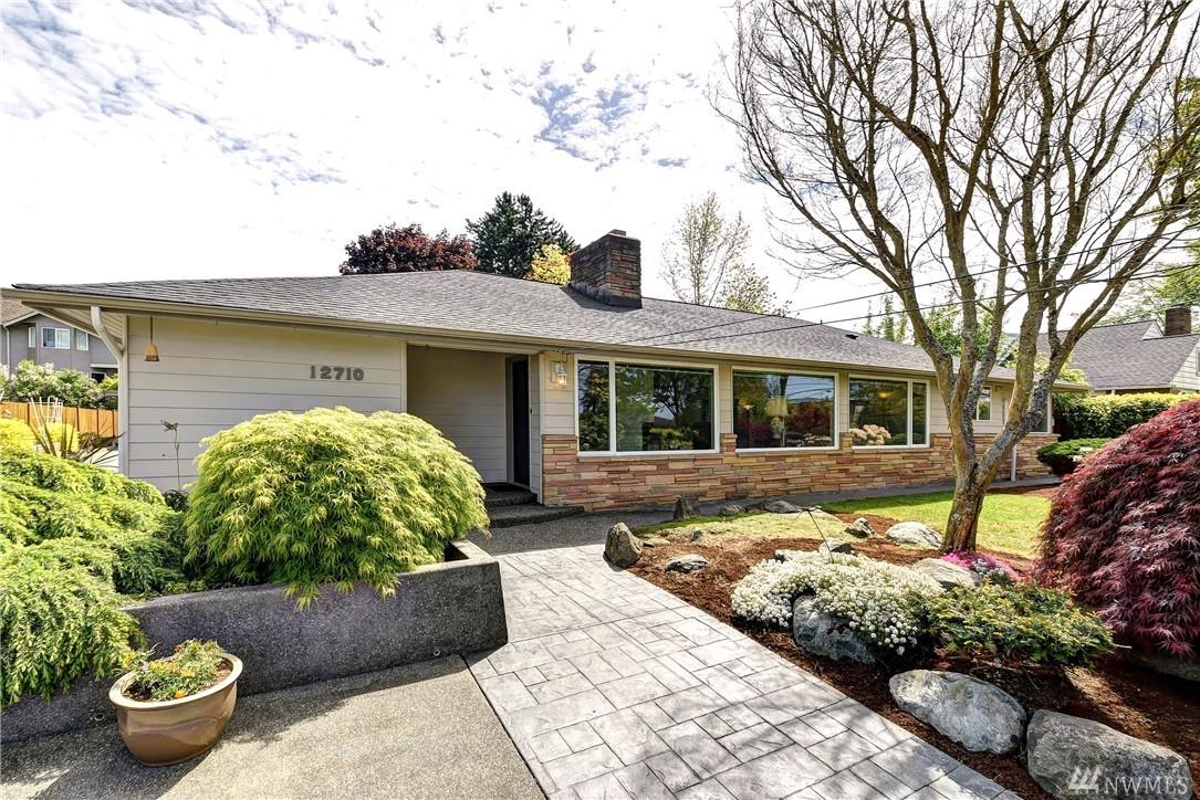 12710 Palatine Ave - Photo 1