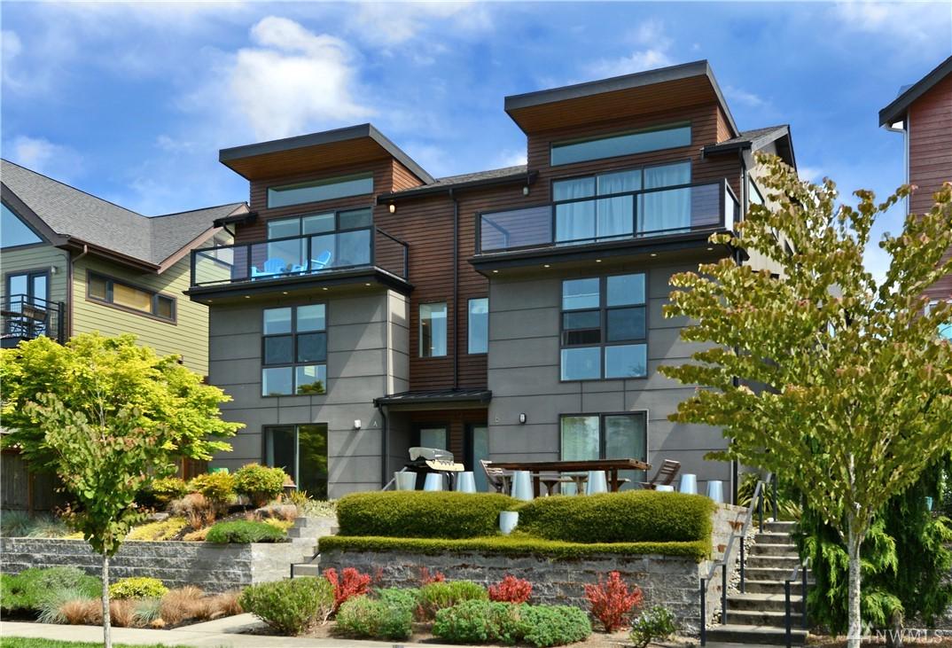 1506 44th Ave - Photo 1