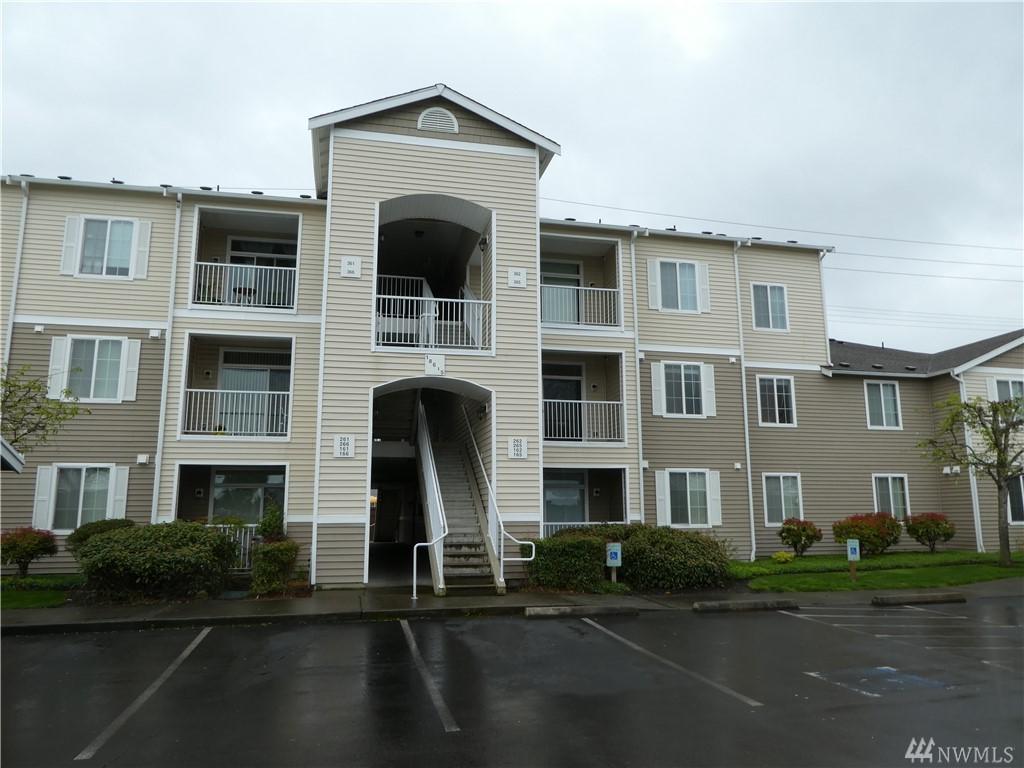 18615 101st Av Ct - Photo 1