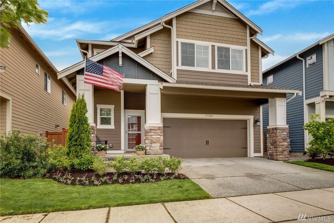 17324 40th Ave - Photo 1