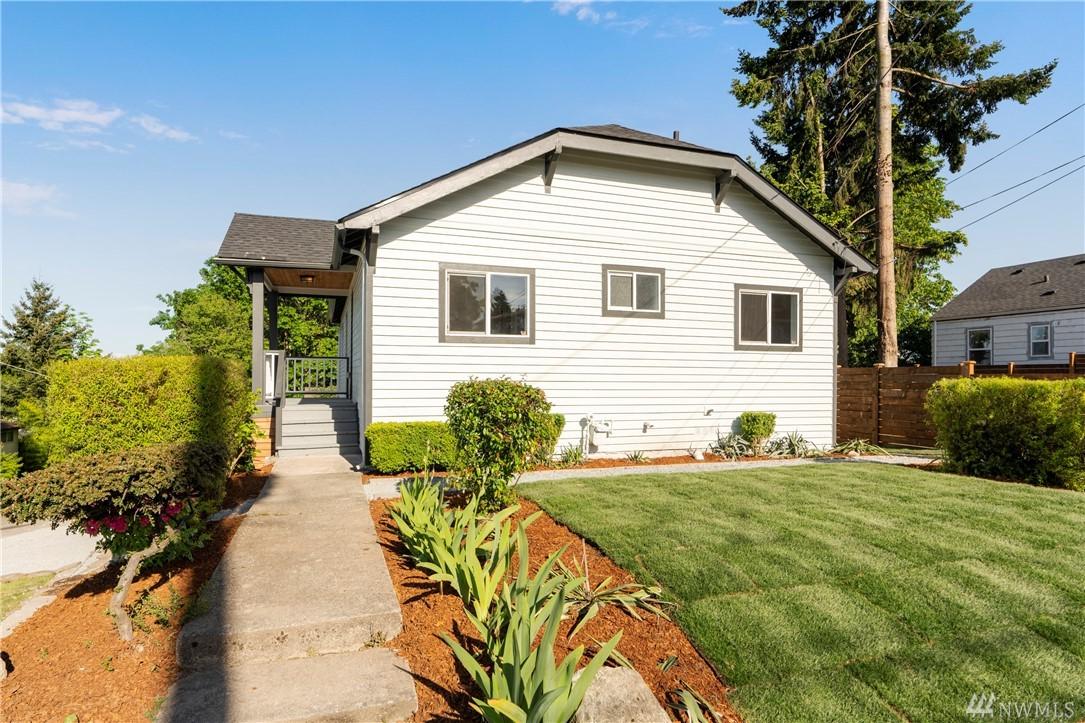 3000 23rd Ave - Photo 1