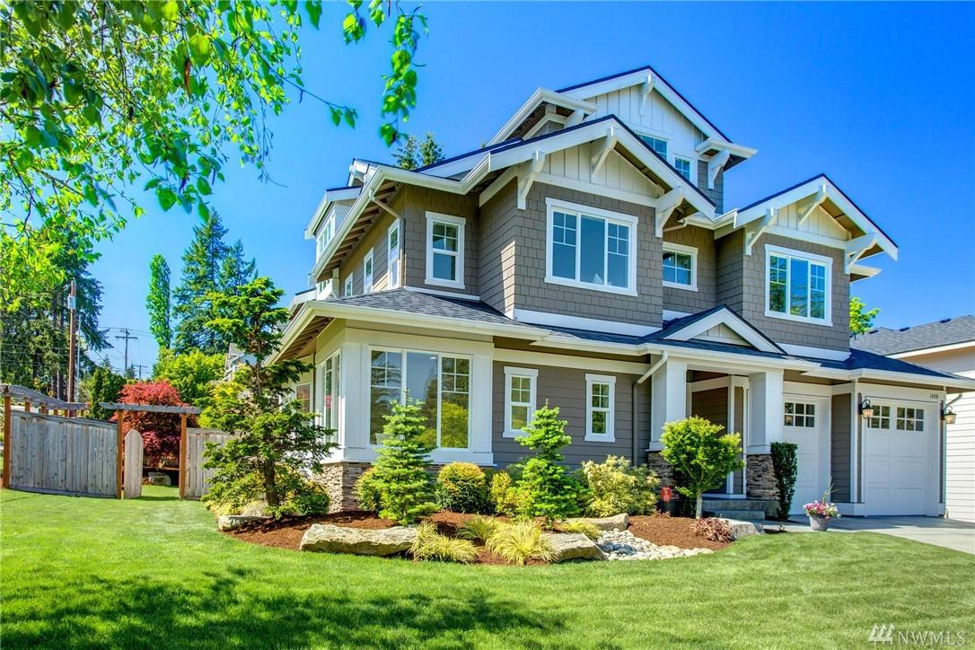 1439 105th Ave - Photo 1