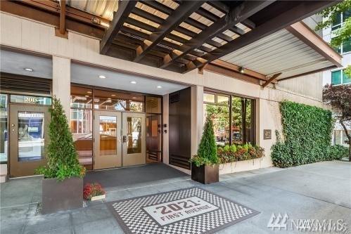 2021 1st Ave - Photo 1
