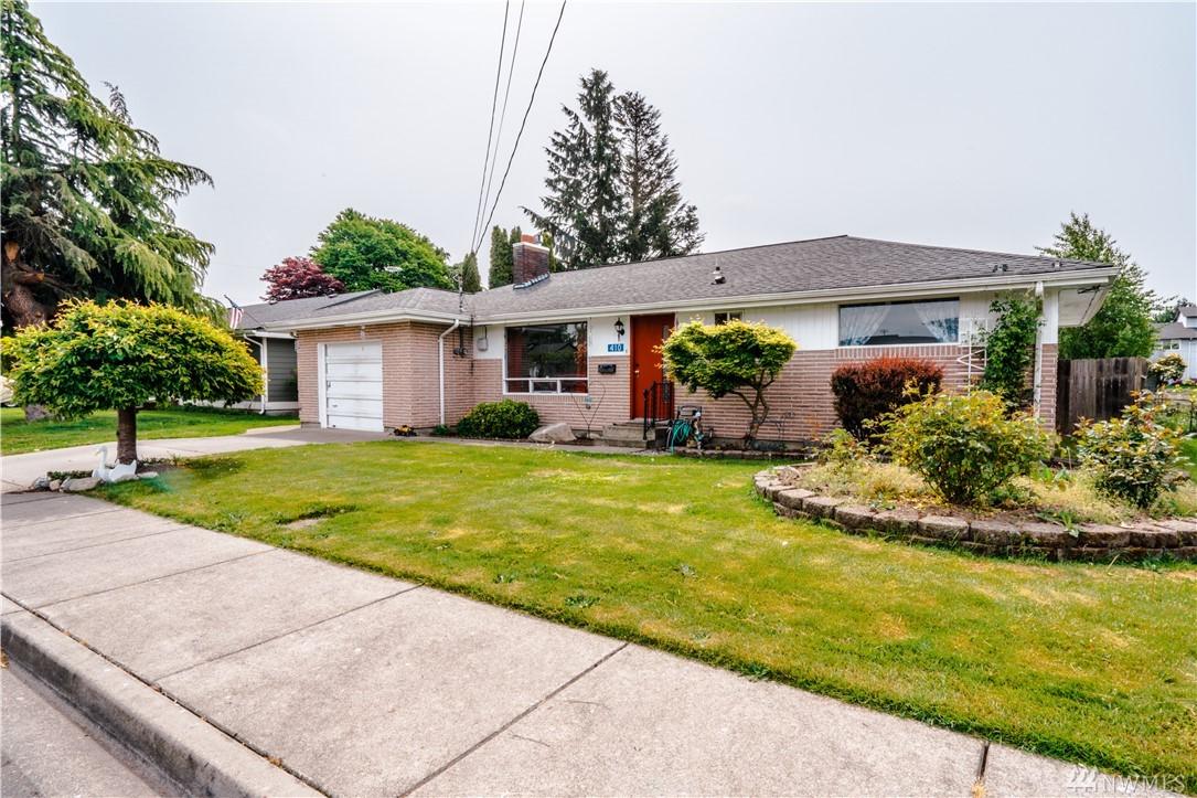 410 Simons Ave - Photo 1