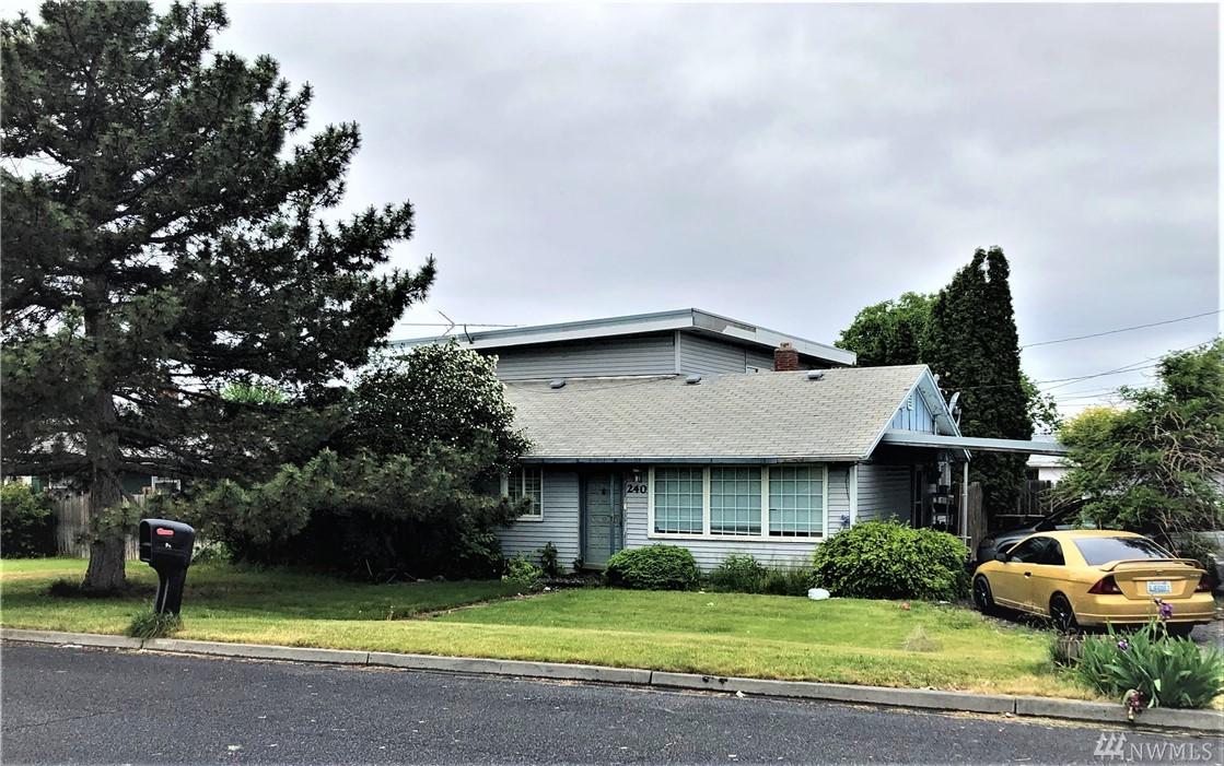 240 8th Ave - Photo 1
