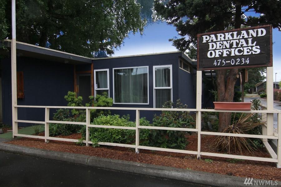 11026 Pacific Ave - Photo 1