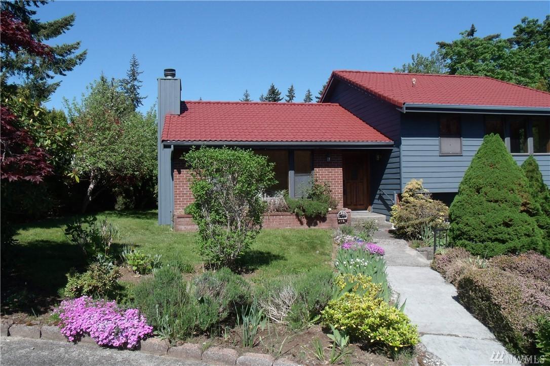 1211 Clearbrook Place - Photo 1