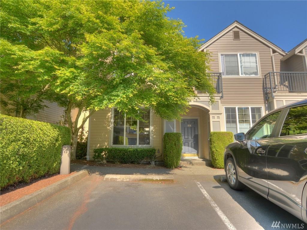 9223 122nd Ct - Photo 1