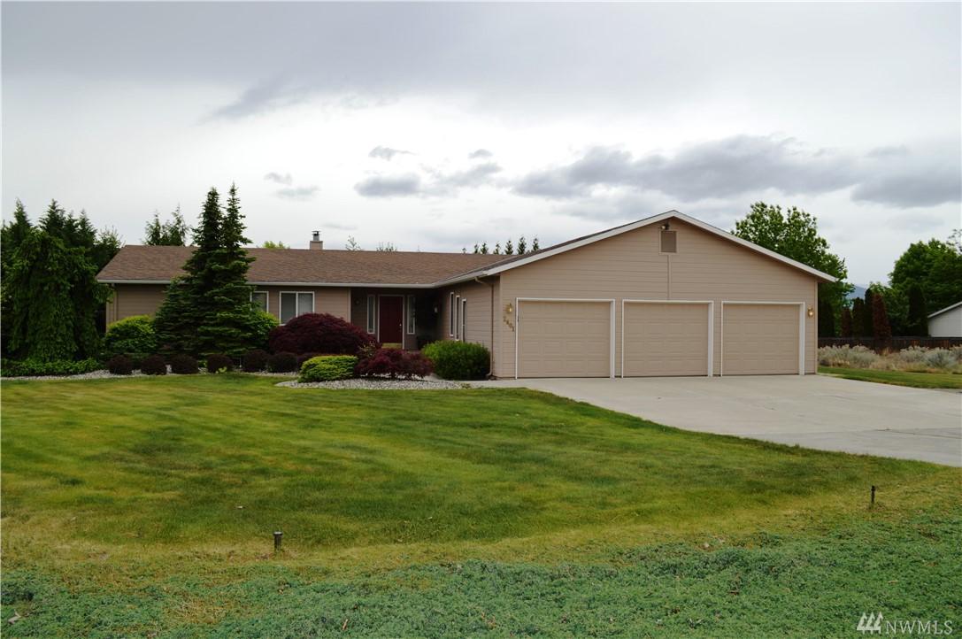 2401 Plateau Dr - Photo 1
