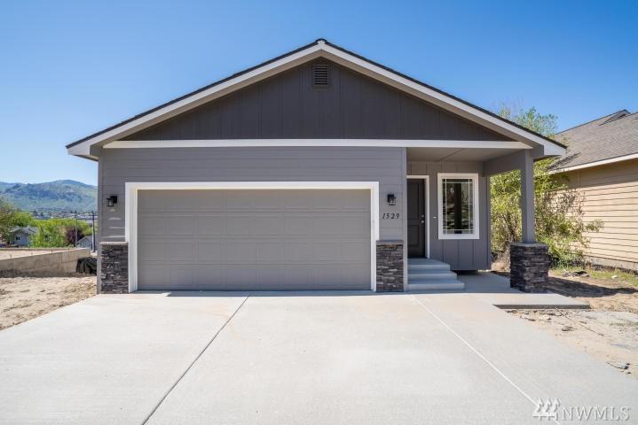 1527 Anne Ave - Photo 1