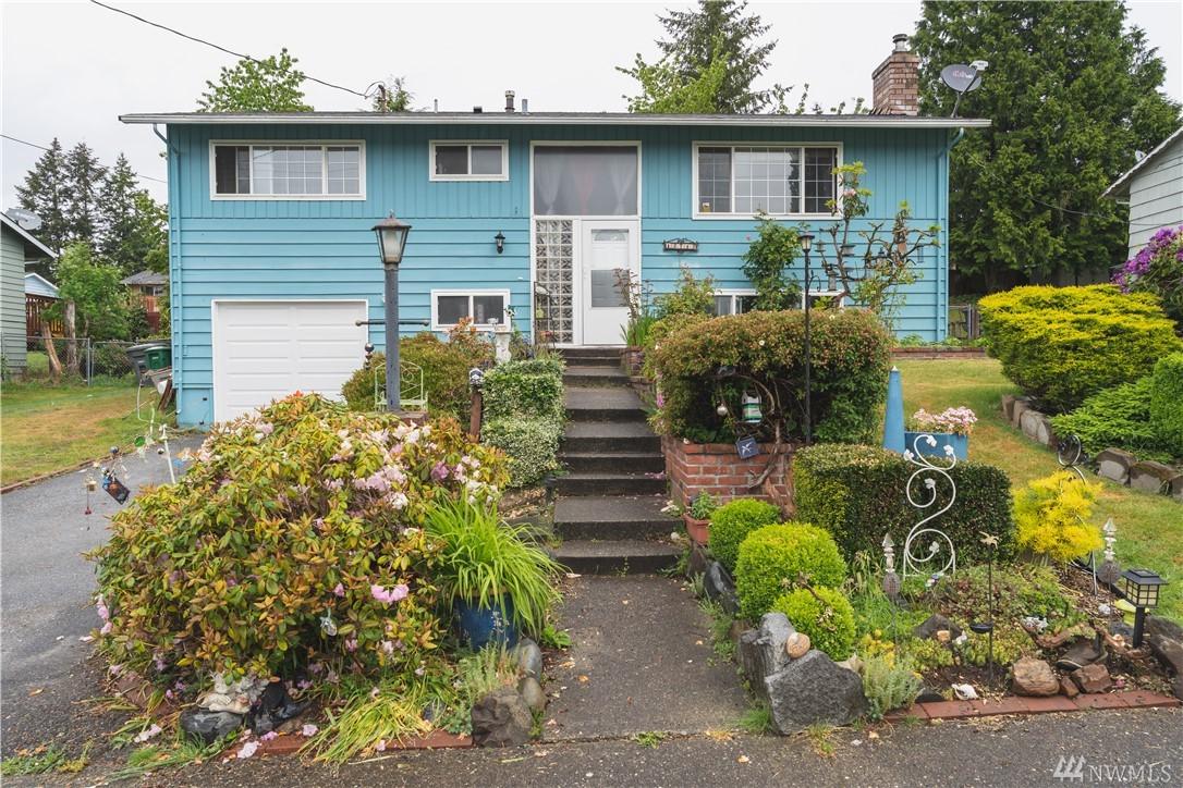 12712 163rd St - Photo 1
