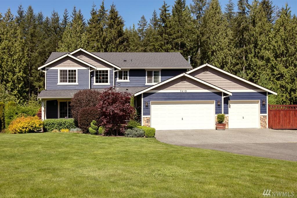 7410 110th Ave - Photo 1