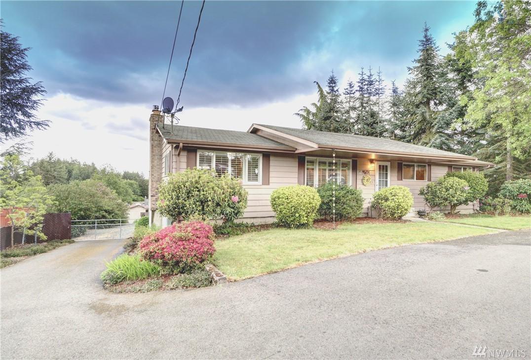 9501 Woodland Ave - Photo 1