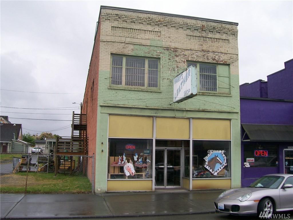 2712 Hewitt Ave - Photo 1