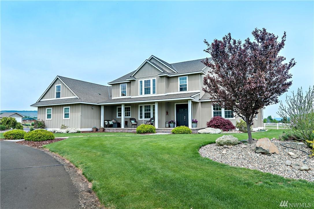 881 Susan Rd - Photo 1